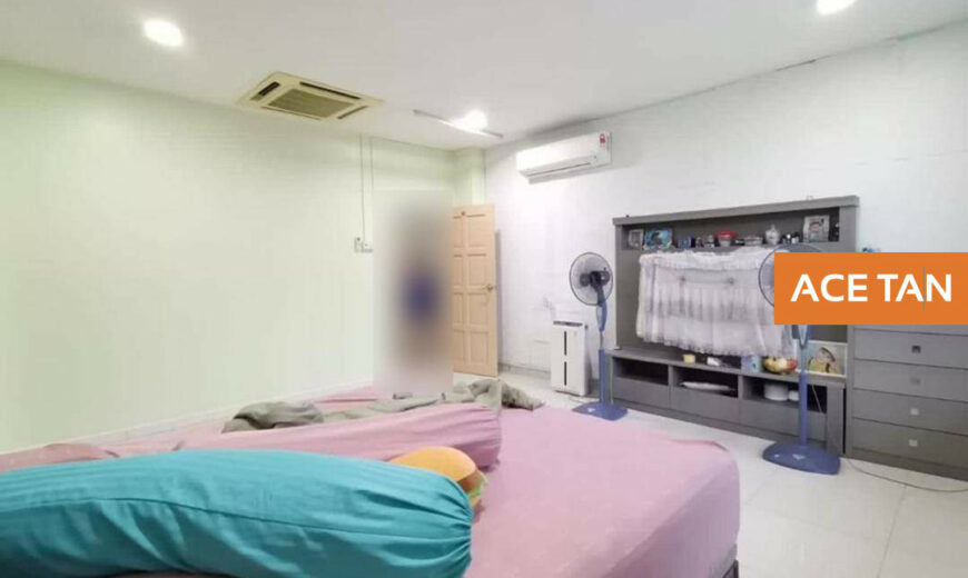 Impian Emas – 2 Storey End Lot Terrace House – FOR SALE Impian Emas – 2 Storey End Lot Terrace House – FOR SALE