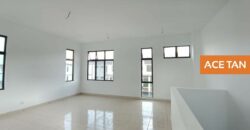 Mutiara Mas – 2.5 Storey Corner Cluster House – FOR SALE Mutiara Mas – 2.5 Storey Corner Cluster House – FOR SALE