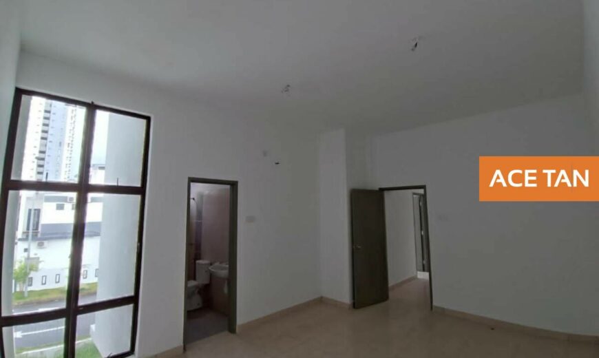 Mutiara Mas – 2.5 Storey Corner Cluster House – FOR SALE Mutiara Mas – 2.5 Storey Corner Cluster House – FOR SALE
