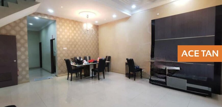Kempas Utama – 2 Storey End Lot Terrace House – FOR SALE