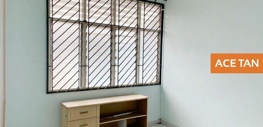 Taman Daya – Single Storey End Lot Terrace House – FOR SALE Taman Daya – Single Storey End Lot Terrace House – FOR SALE