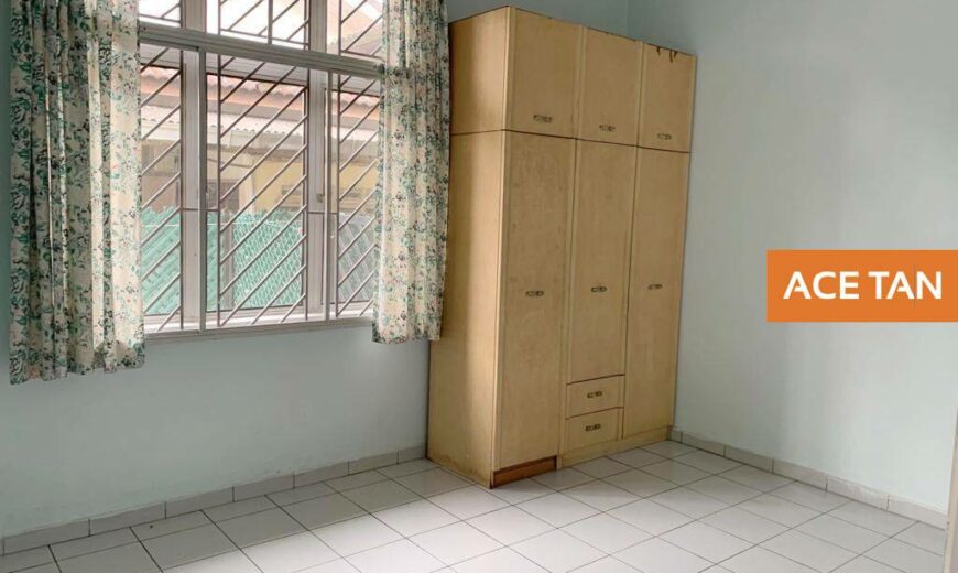 Taman Daya – Single Storey End Lot Terrace House – FOR SALE Taman Daya – Single Storey End Lot Terrace House – FOR SALE