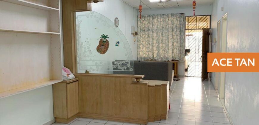 Taman Daya – Single Storey End Lot Terrace House – FOR SALE Taman Daya – Single Storey End Lot Terrace House – FOR SALE