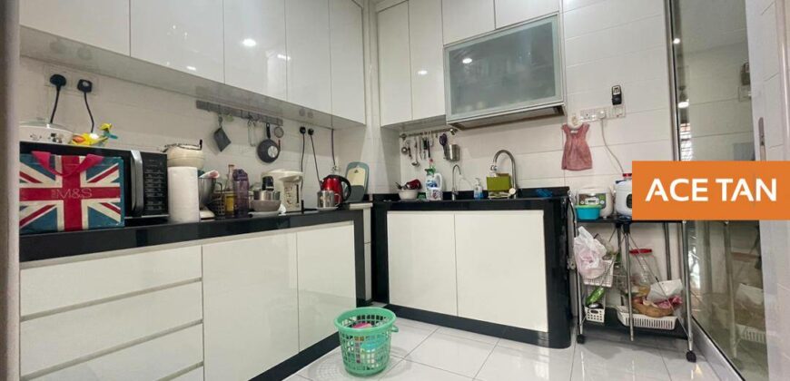 Setia Tropika – 2 Storey Terrace House – FOR SALE Setia Tropika – 2 Storey Terrace House – FOR SALE