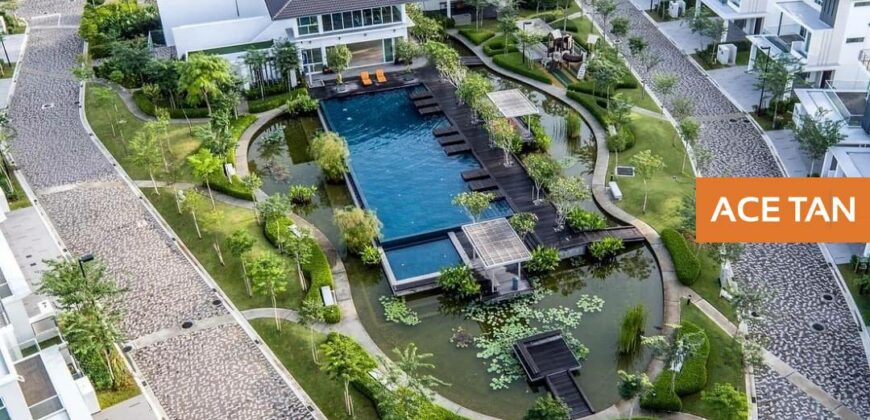 Senibong Cove – 3 Storey Waterfront Villa – FOR SALE Senibong Cove – 3 Storey Waterfront Villa – FOR SALE