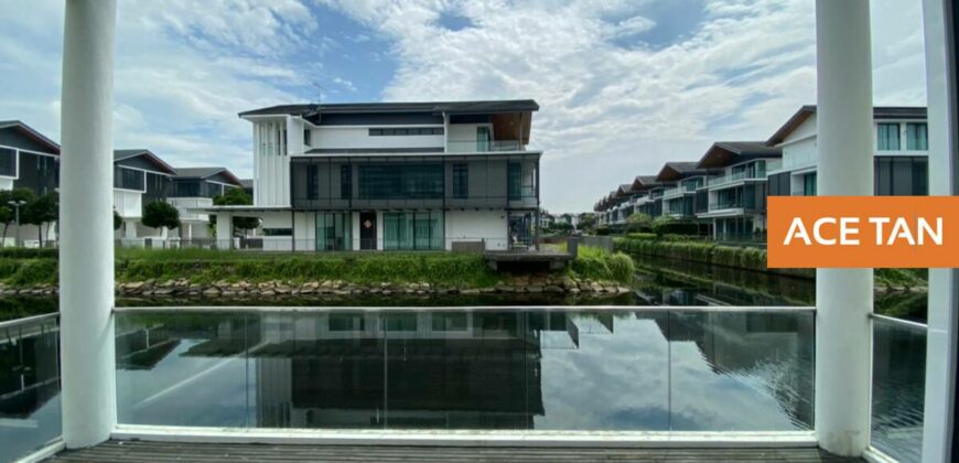 Senibong Cove – 3 Storey Waterfront Villa – FOR SALE Senibong Cove – 3 Storey Waterfront Villa – FOR SALE