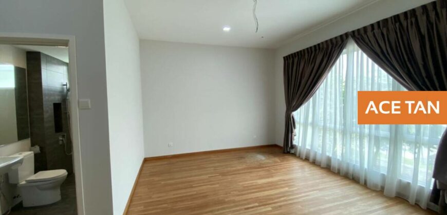 Senibong Cove – 3 Storey Waterfront Villa – FOR SALE Senibong Cove – 3 Storey Waterfront Villa – FOR SALE