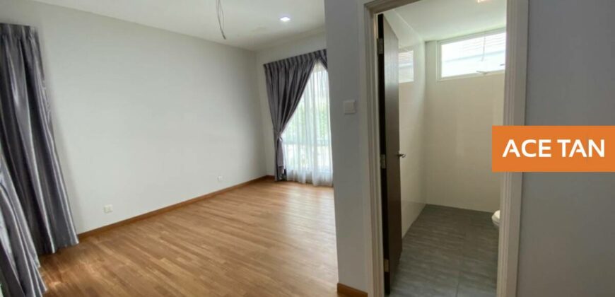 Senibong Cove – 3 Storey Waterfront Villa – FOR SALE Senibong Cove – 3 Storey Waterfront Villa – FOR SALE