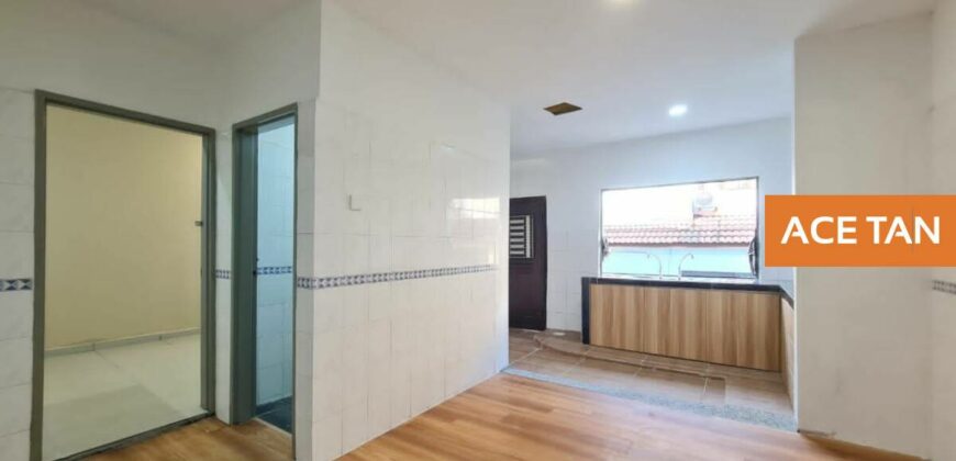 Mount Austin – 2 Storey Terrace House – FOR SALE Mount Austin – 2 Storey Terrace House – FOR SALE