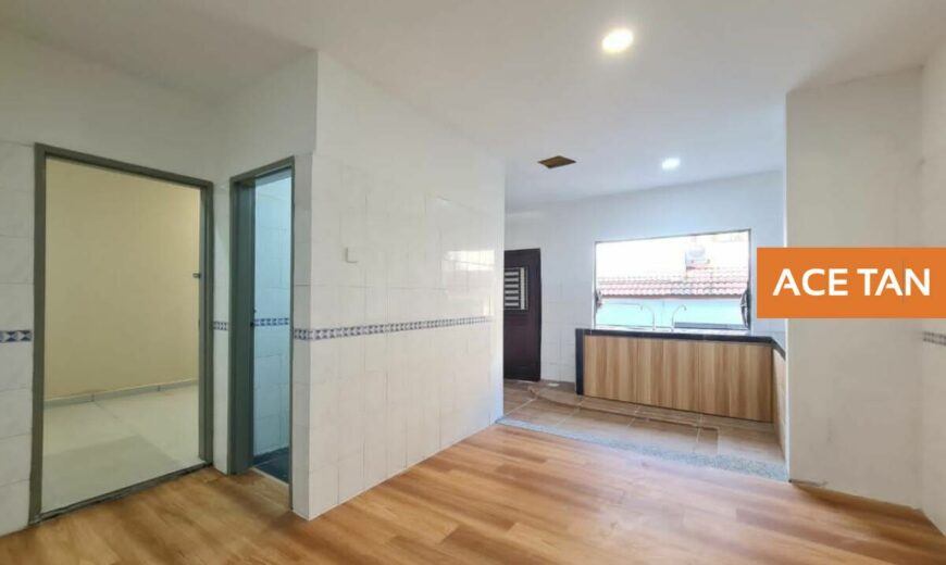 Mount Austin – 2 Storey Terrace House – FOR SALE Mount Austin – 2 Storey Terrace House – FOR SALE