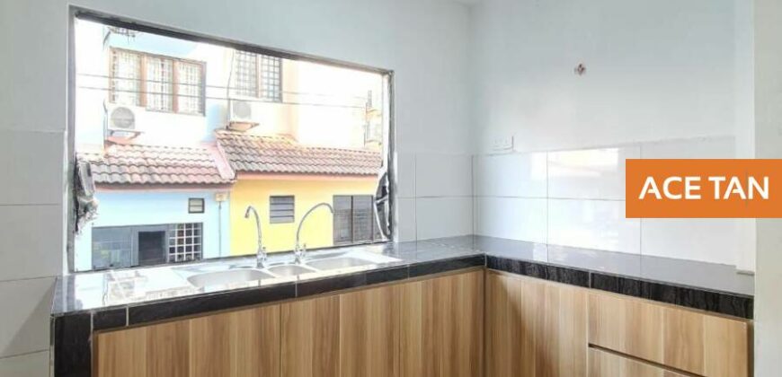 Mount Austin – 2 Storey Terrace House – FOR SALE Mount Austin – 2 Storey Terrace House – FOR SALE