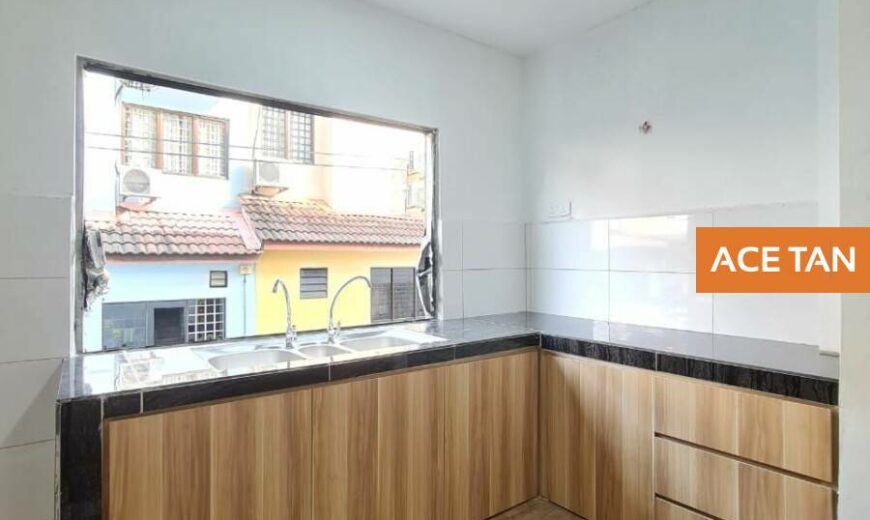 Mount Austin – 2 Storey Terrace House – FOR SALE Mount Austin – 2 Storey Terrace House – FOR SALE