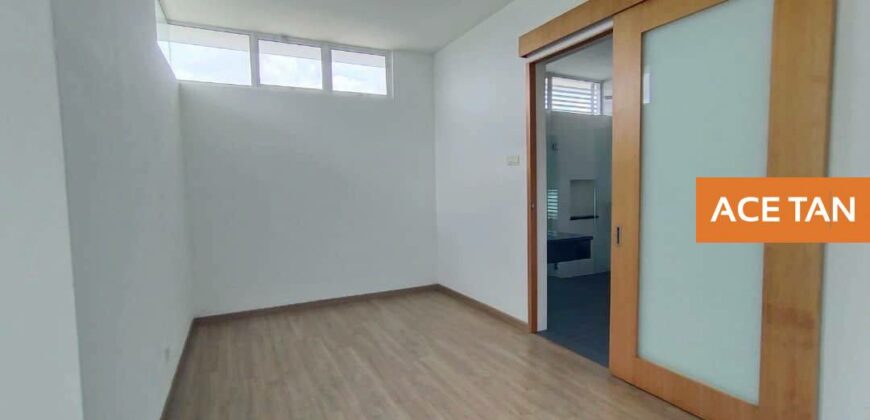Desa Tebrau – 3 Storey Bungalow – FOR RENT Desa Tebrau – 3 Storey Bungalow – FOR RENT