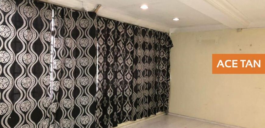 Johor Jaya – 3 Storey Shop Lot – FOR RENT Johor Jaya – 3 Storey Shop Lot – FOR RENT