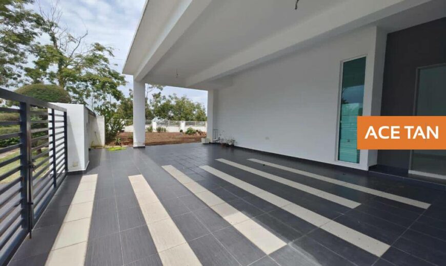 Mount Austin – 2 Storey Corner Cluster House – FOR SALE Mount Austin – 2 Storey Corner Cluster House – FOR SALE