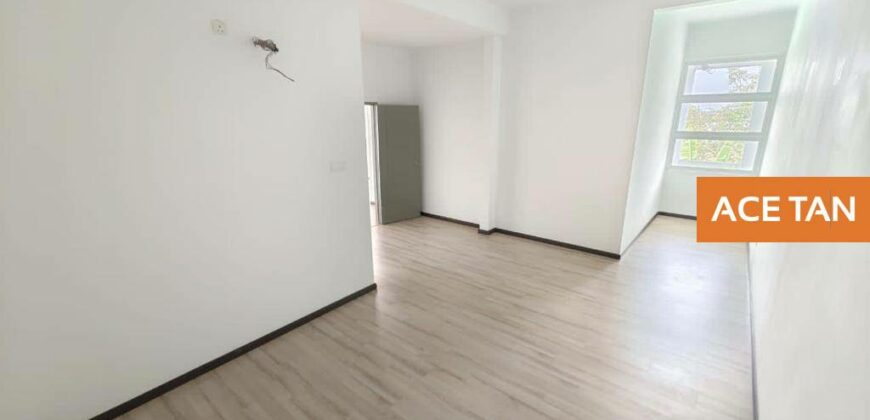 Mount Austin – 2 Storey Corner Cluster House – FOR SALE Mount Austin – 2 Storey Corner Cluster House – FOR SALE