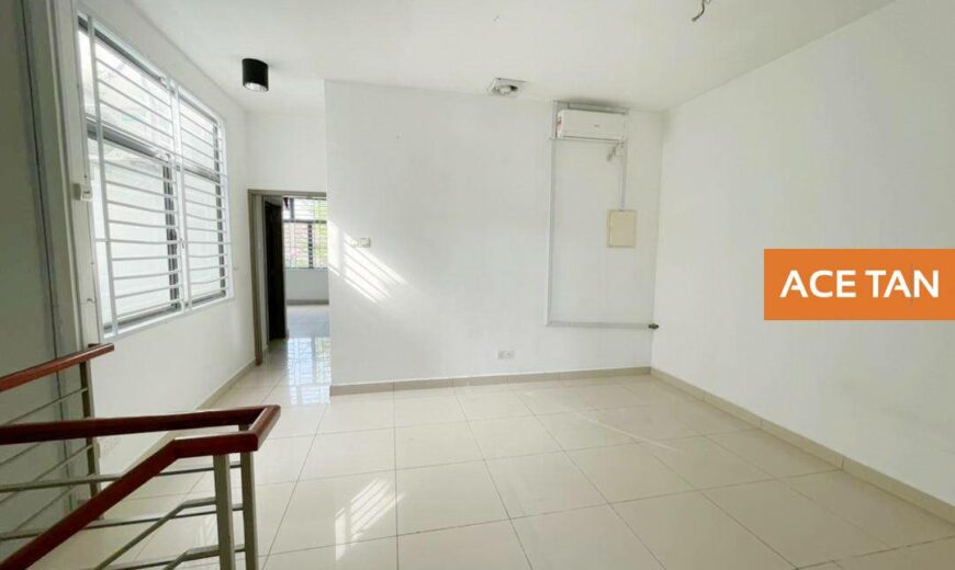 Taman Redang Lakeview 2 – 2 Storey SuperLink House – FOR SALE Taman Redang Lakeview 2 – 2 Storey SuperLink House – FOR SALE