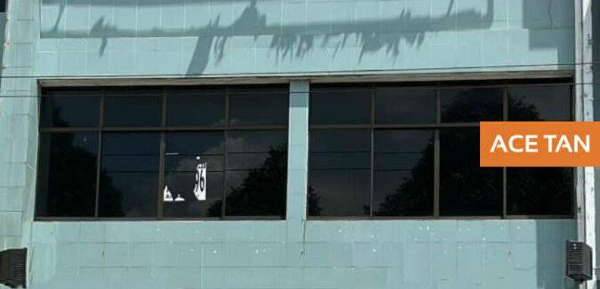 Johor Jaya – 3 Storey Shop Lot – FOR RENT Johor Jaya – 3 Storey Shop Lot – FOR RENT