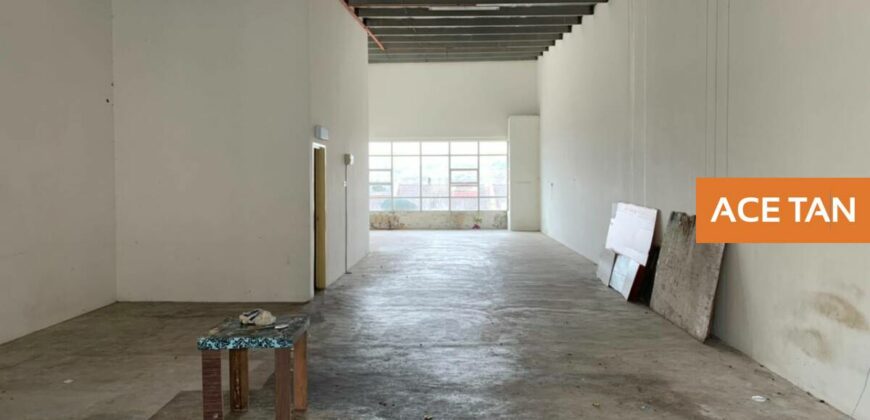Johor Jaya – 3 Storey Shop Lot – FOR RENT Johor Jaya – 3 Storey Shop Lot – FOR RENT
