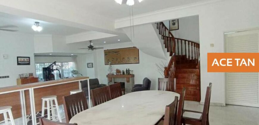 Taman Universiti – 2 Storey Corner Semi Detached – FOR SALE Taman Universiti – 2 Storey Corner Semi Detached – FOR SALE