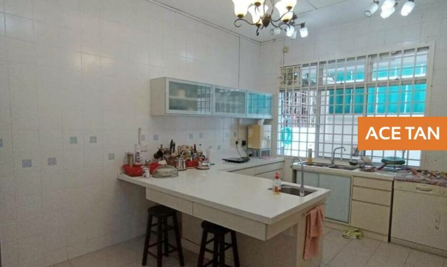 Taman Universiti – 2 Storey Corner Semi Detached – FOR SALE Taman Universiti – 2 Storey Corner Semi Detached – FOR SALE
