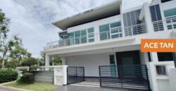 Mount Austin – 2 Storey Corner Cluster House – FOR SALE Mount Austin – 2 Storey Corner Cluster House – FOR SALE