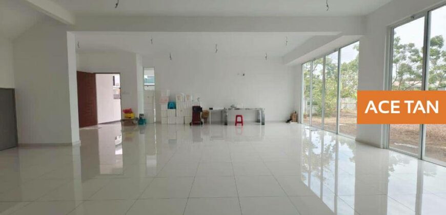 Mount Austin – 2 Storey Corner Cluster House – FOR SALE Mount Austin – 2 Storey Corner Cluster House – FOR SALE