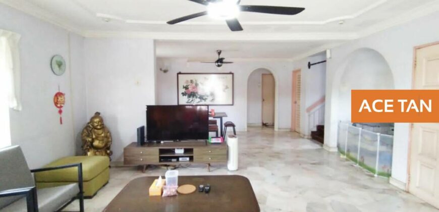 Taman Suria – 2 Storey Bungalow – FOR SALE Taman Suria – 2 Storey Bungalow – FOR SALE