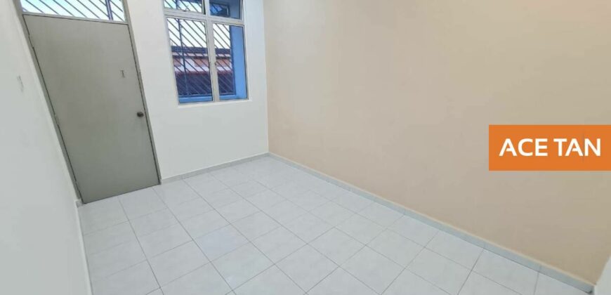 Taman Pulai Utama – 2 Storey Terrace House – FOR SALE