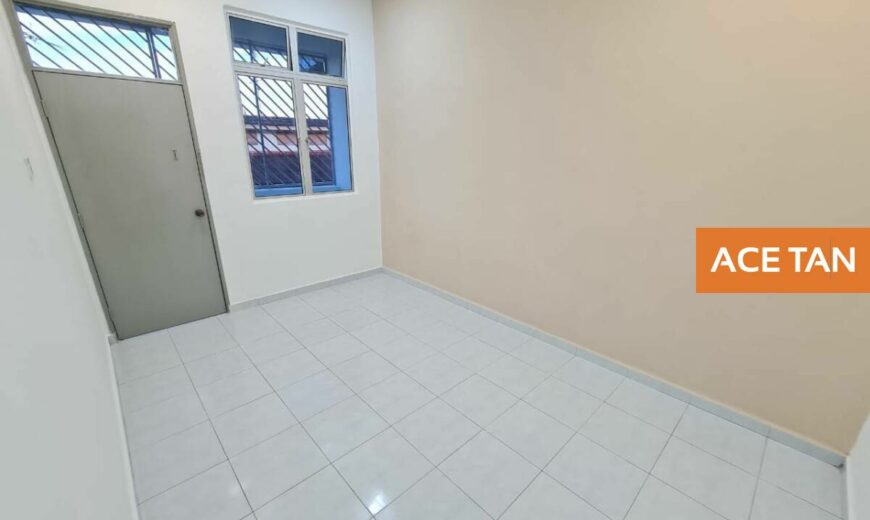 Taman Pulai Utama – 2 Storey Terrace House – FOR SALE Taman Pulai Utama – 2 Storey Terrace House – FOR SALE