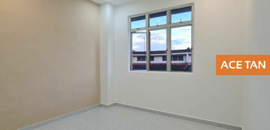 Taman Pulai Utama – 2 Storey Terrace House – FOR SALE