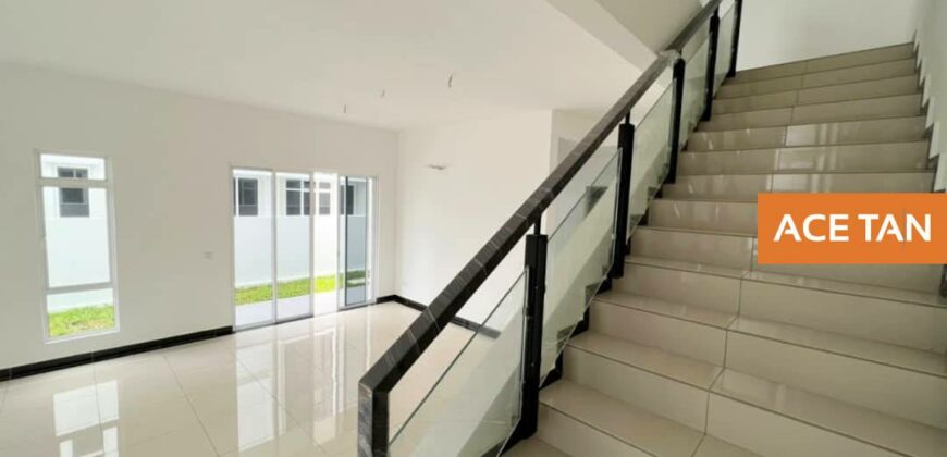 Setia Tropika – 2 Storey Cluster House – FOR SALE Setia Tropika – 2 Storey Cluster House – FOR SALE