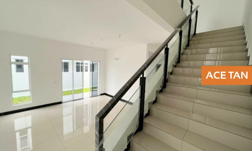 Setia Tropika – 2 Storey Cluster House – FOR SALE Setia Tropika – 2 Storey Cluster House – FOR SALE