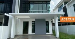 Mutiara Rini – 3 Storey Cluster House – FOR SALE Mutiara Rini – 3 Storey Cluster House – FOR SALE