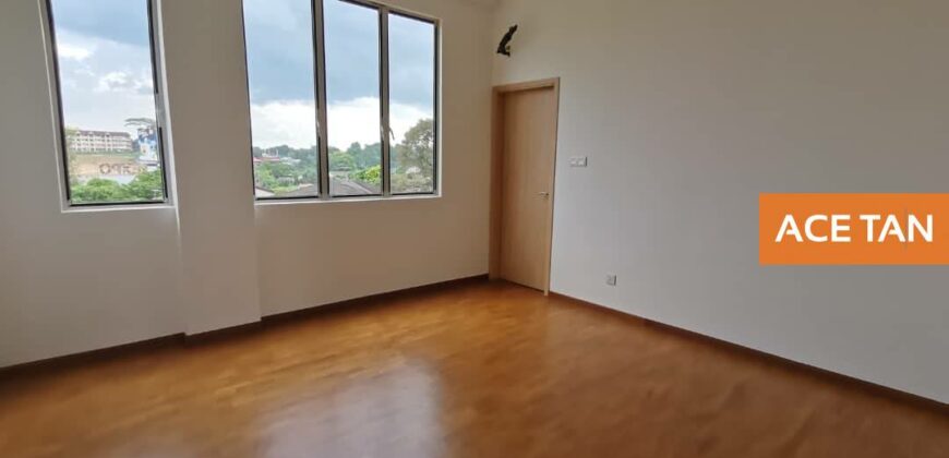 Wadihana – 3 Storey Semi Detached House – FOR SALE Wadihana – 3 Storey Semi Detached House – FOR SALE