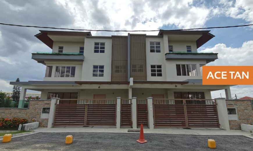 Wadihana – 3 Storey Semi Detached House – FOR SALE Wadihana – 3 Storey Semi Detached House – FOR SALE