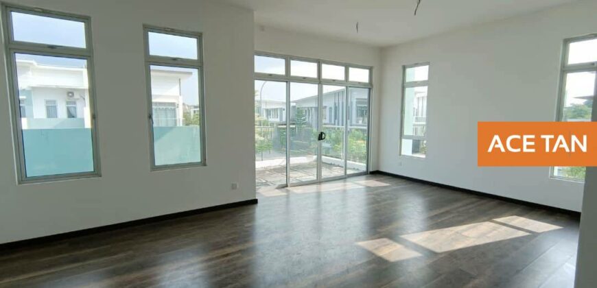 Taman Nusa Duta – 2 Storey Corner Cluster House – FOR SALE
