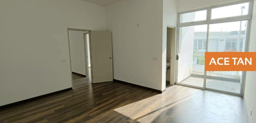 Taman Nusa Duta – 2 Storey Corner Cluster House – FOR SALE