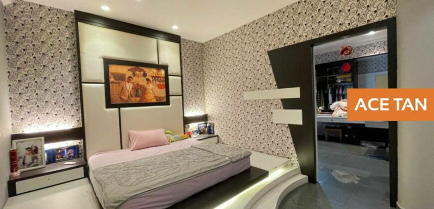 Taman Molek – 2 Storey SuperLink House – FOR SALE