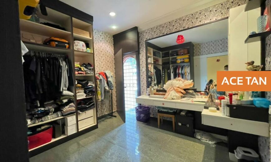 Taman Molek – 2 Storey SuperLink House – FOR SALE Taman Molek – 2 Storey SuperLink House – FOR SALE