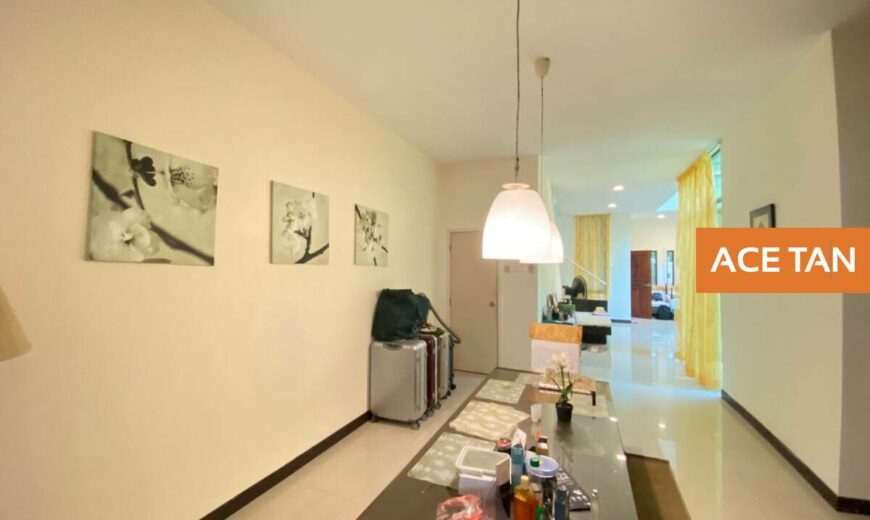 Taman Laguna – 2 Storey SuperLink House – FOR SALE Taman Laguna – 2 Storey SuperLink House – FOR SALE