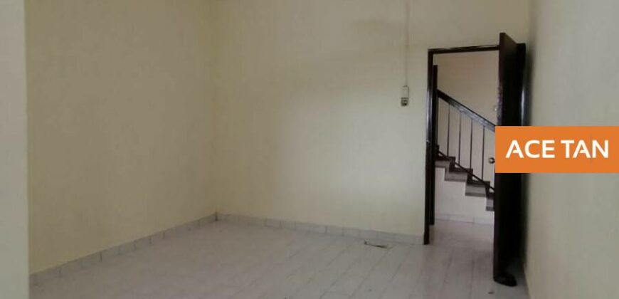 Taman Megah Ria – 1.5 Storey Semi Detached – FOR SALE