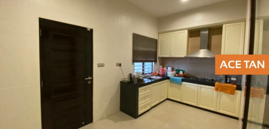 Taman Sri Pulai Perdana – 2.5 Storey Bungalow – FOR SALE Taman Sri Pulai Perdana – 2.5 Storey Bungalow – FOR SALE