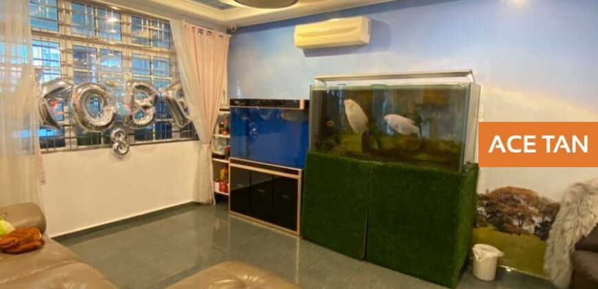 Taman Molek – 2 Storey SuperLink House – FOR SALE