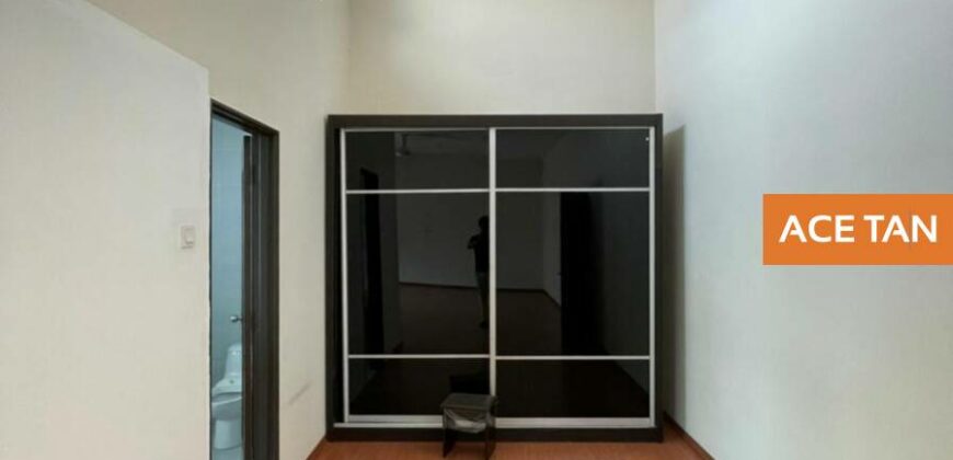 Taman Kempas Utama – 2 Storey Semi Detached House – FOR SALE Taman Kempas Utama – 2 Storey Semi Detached House – FOR SALE