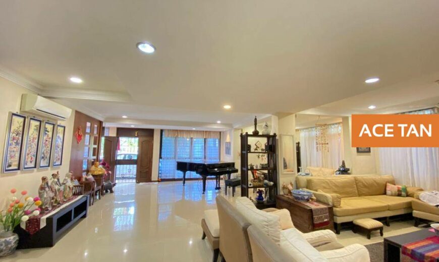 Taman Suria – 2.5 Storey Bungalow – FOR SALE Taman Suria – 2.5 Storey Bungalow – FOR SALE