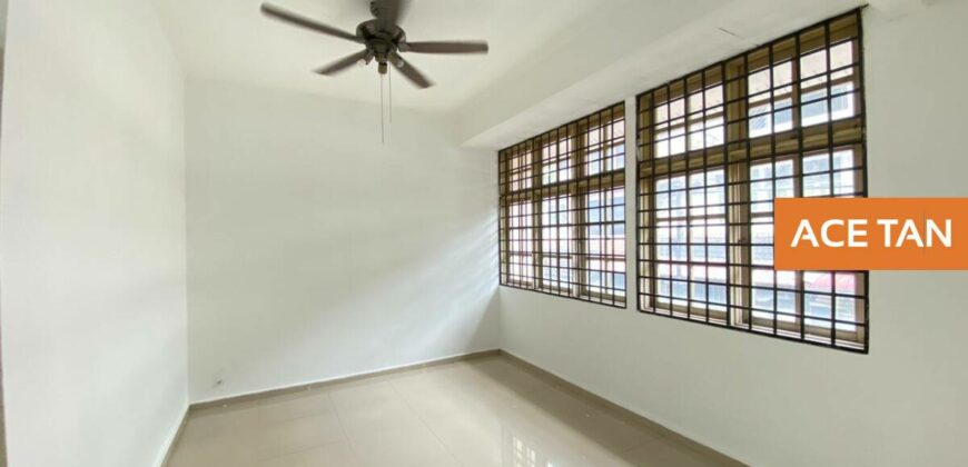 Taman Suria – 3 Storey Terrace House – FOR SALE Taman Suria – 3 Storey Terrace House – FOR SALE
