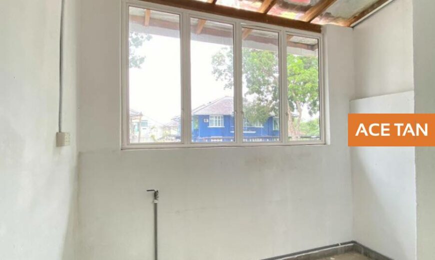 Taman Suria – 3 Storey Terrace House – FOR SALE Taman Suria – 3 Storey Terrace House – FOR SALE