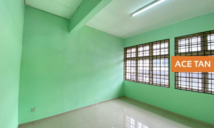 Taman Suria – 3 Storey Terrace House – FOR SALE Taman Suria – 3 Storey Terrace House – FOR SALE