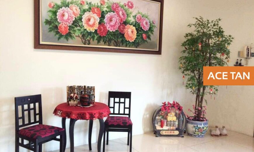 Taman Century Garden – 2 Storey Bungalow – FOR SALE Taman Century Garden – 2 Storey Bungalow – FOR SALE